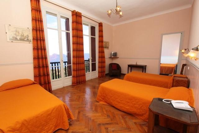 פיאנה Hotel Les Roches Rouges חדר תמונה