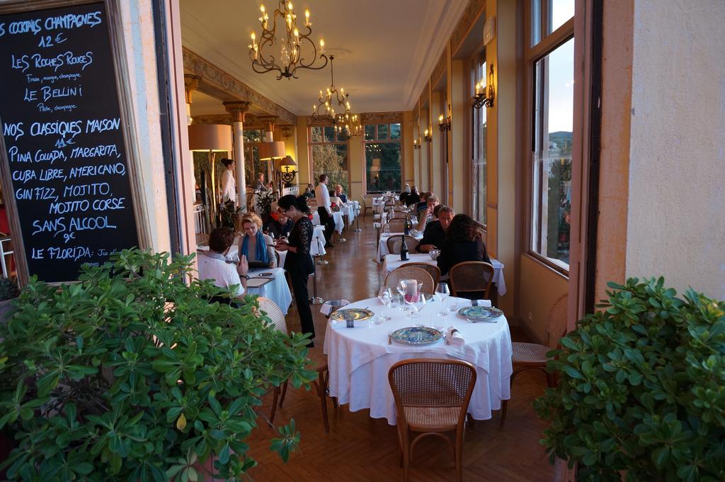 פיאנה Hotel Les Roches Rouges מראה חיצוני תמונה